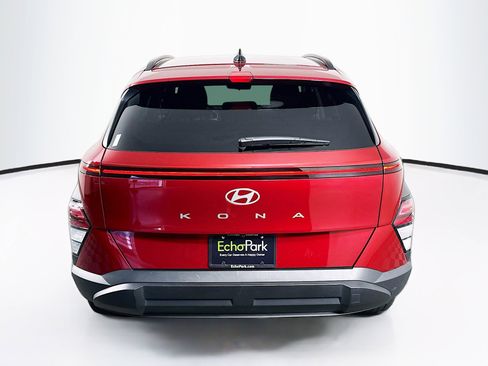Used 2025 Hyundai Kona SEL image 7
