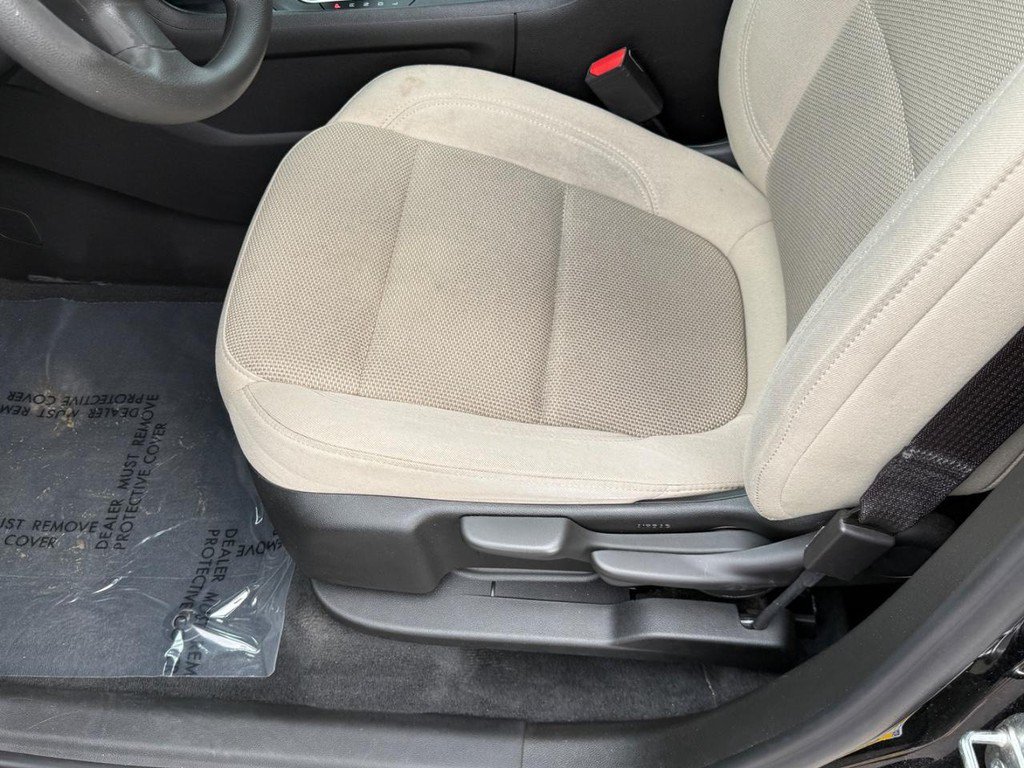 Used 2023 Chevrolet Traverse LS FWD image 21