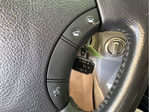 Used 2009 Toyota 4Runner Limited image 18