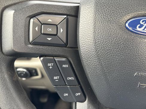 Used 2022 Ford F250 XL w/ Power Equipment Group image 19