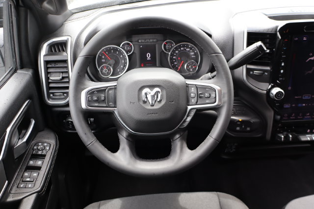 Used 2025 RAM 2500 Big Horn AWD/4WD image 21