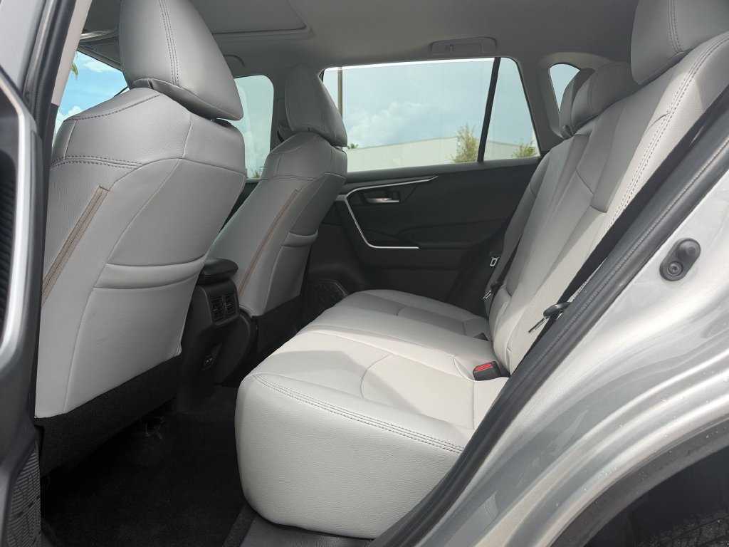 Used 2024 Toyota RAV4 XLE w/ Convenience Package FWD image 12