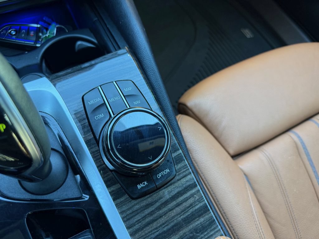 Used 2019 BMW 540i xDrive w/ Convenience Package AWD/4WD image 43