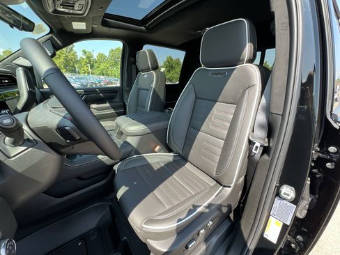 New 2025 GMC Sierra 2500 AT4X image 56