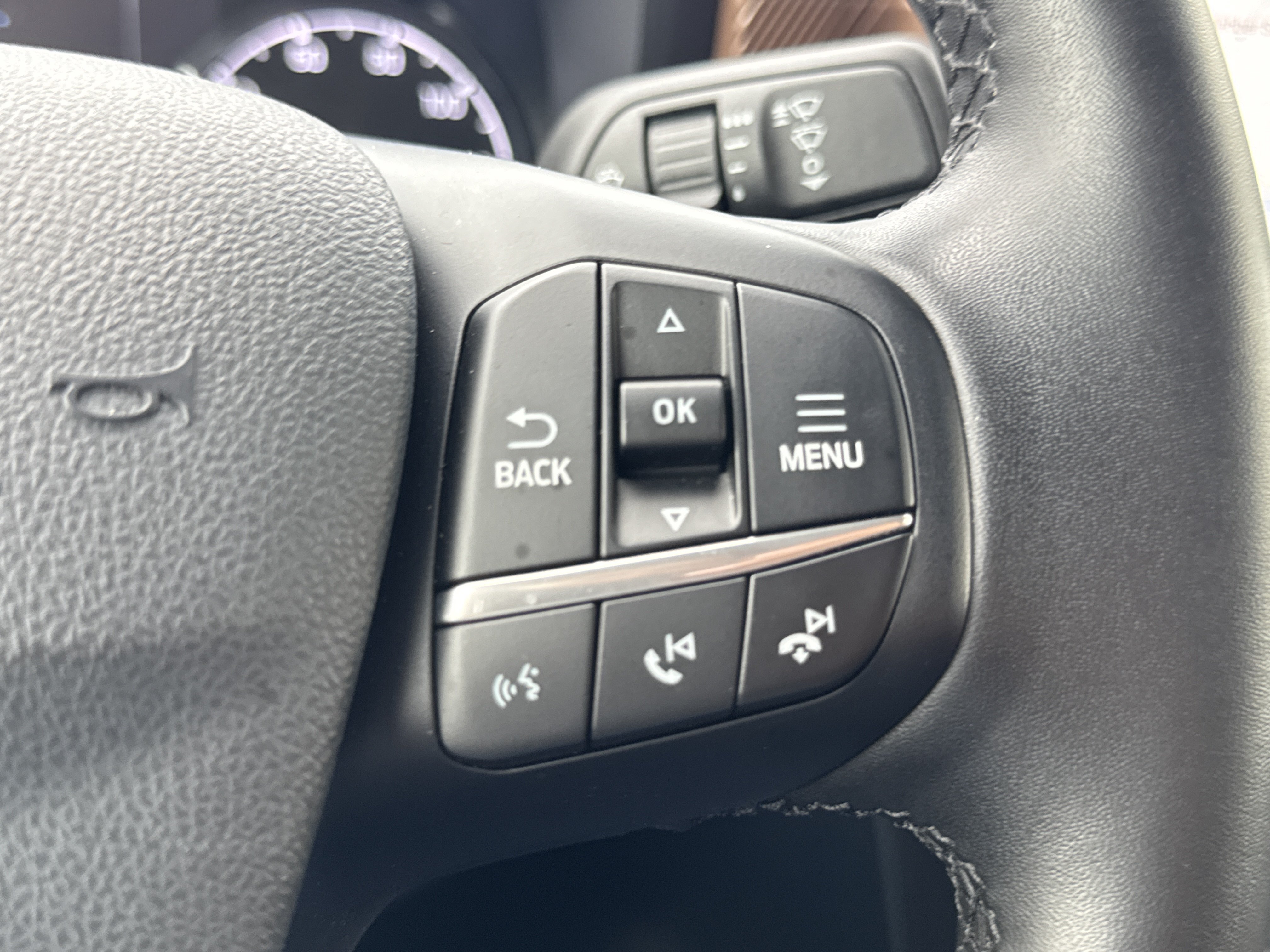Used 2023 Ford Maverick Lariat w/ Lariat Luxury Package AWD/4WD image 30