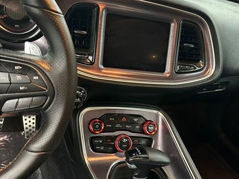 Used 2018 Dodge Challenger R/T Scat Pack w/ Dynamics Package RWD image 16