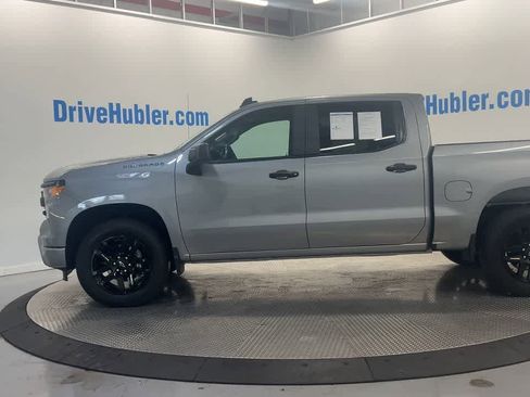 Used 2025 Chevrolet Silverado 1500 Custom image 8