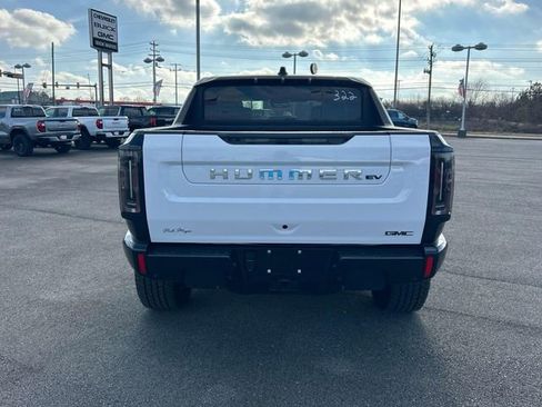 New 2026 GMC Hummer EV 2X image 5