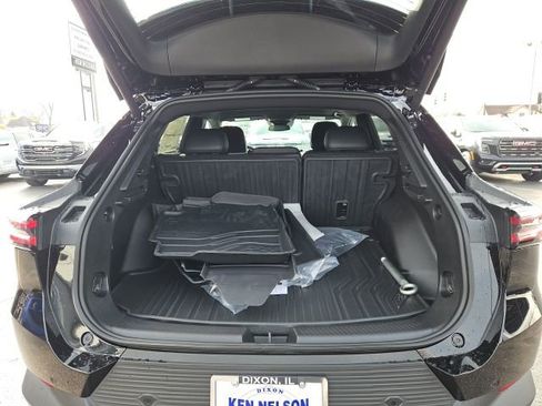 New 2026 Chevrolet Equinox EV LT AWD/4WD image 10
