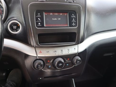 Used 2017 Dodge Journey SE w/ Popular Equipment Group AWD/4WD image 24