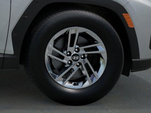 New 2026 Hyundai Tucson SE image 8