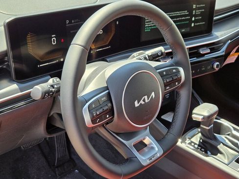 New 2026 Kia K5 GT-Line image 10