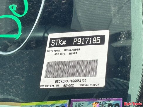 Certified 2025 Toyota Highlander LE FWD image 12