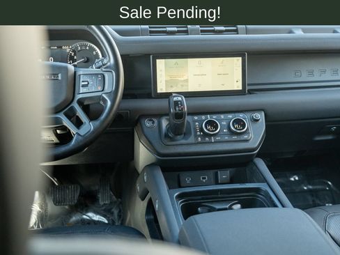 Used 2023 Land Rover Defender 110 X-Dynamic SE AWD/4WD image 21