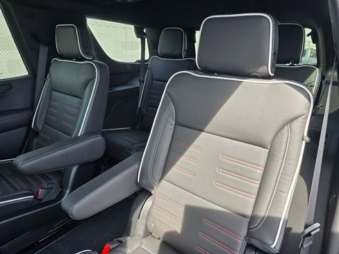 New 2026 GMC Yukon AT4 Ultimate AWD/4WD image 18