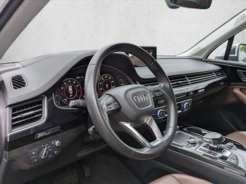 Used 2017 Audi Q7 3.0T Prestige image 10