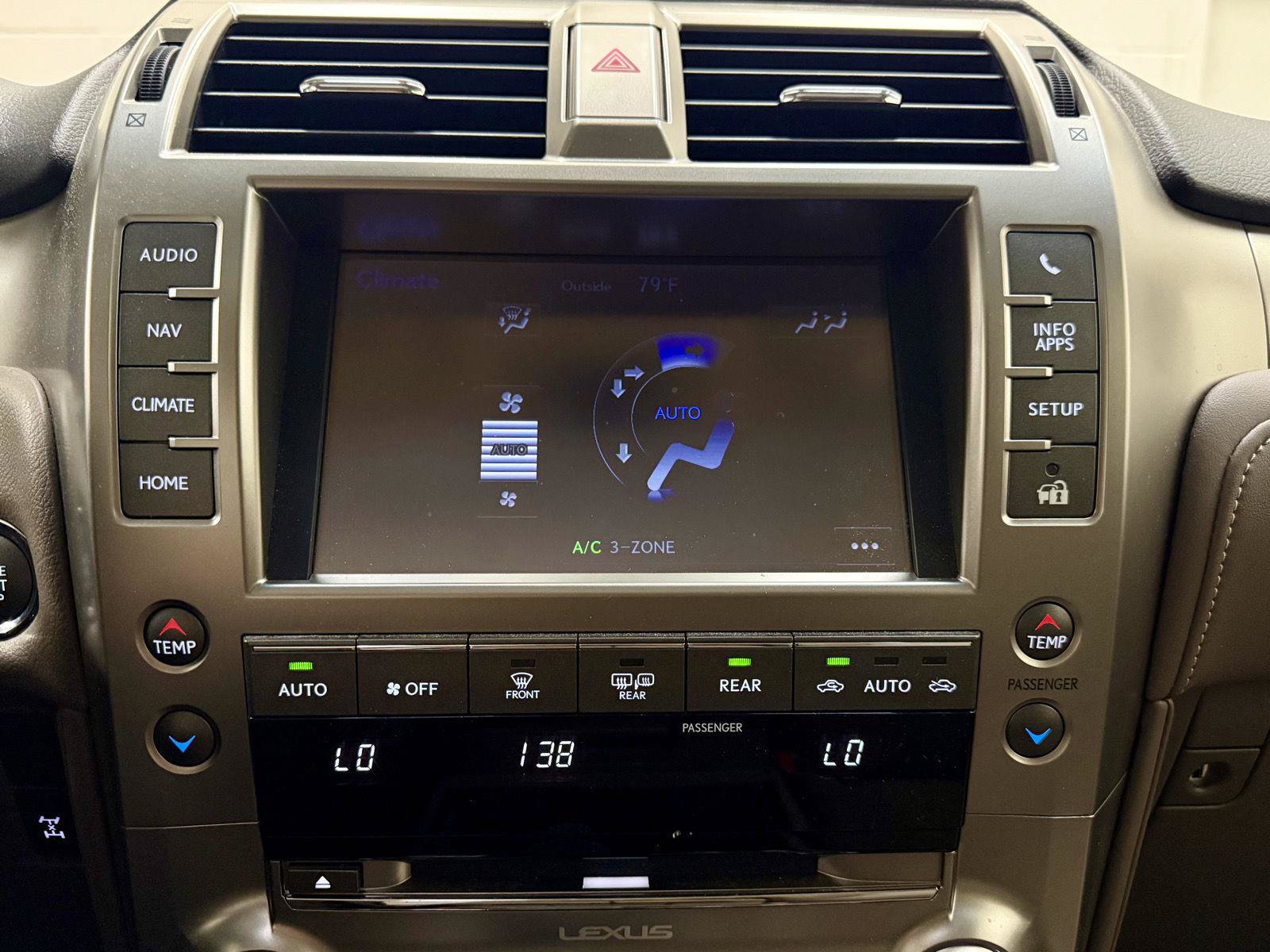 Used 2016 Lexus GX 460 Luxury AWD/4WD image 31