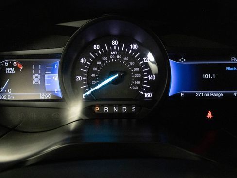 Used 2022 Ford Edge SEL image 30