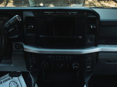 Used 2024 Ford F250 XLT w/ FX4 Off-Road Package image 28