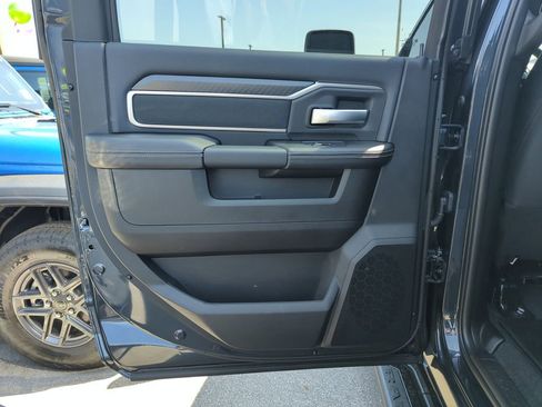 New 2026 RAM 2500 Big Horn AWD/4WD image 27