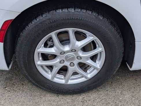 Used 2020 Chrysler Voyager Lxi image 29