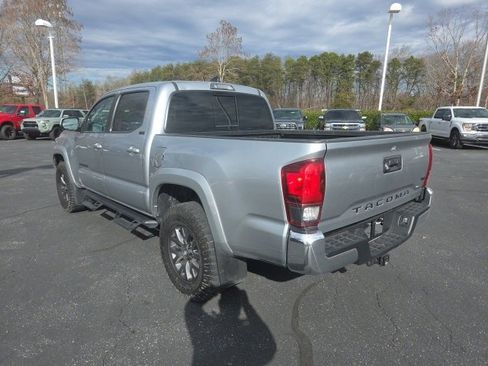 Used 2023 Toyota Tacoma SR5 image 6