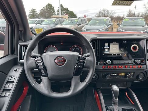 Certified 2025 Nissan Frontier PRO-4X w/ Black Accent Package image 14