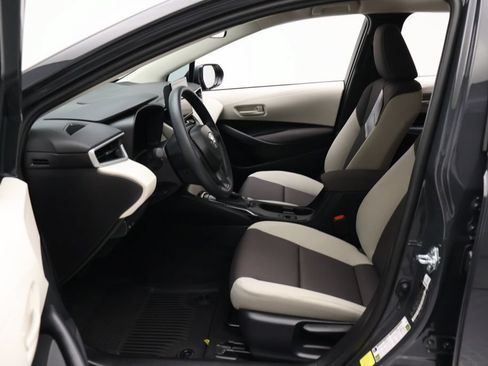 Certified 2026 Toyota Corolla LE FWD image 14