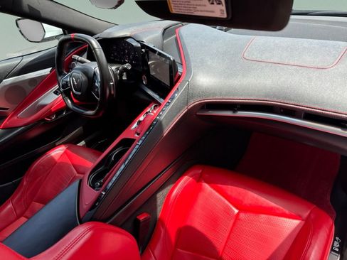 Used 2022 Chevrolet Corvette Stingray Preferred Cpe w/ Engine Appearance Package RWD image 23