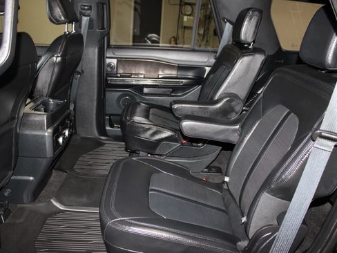 Used 2021 Ford Expedition Limited RWD image 33