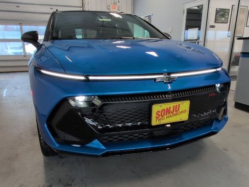 New 2026 Chevrolet Equinox EV RS image 37