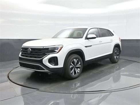 New 2026 Volkswagen Atlas Cross Sport SE image 3