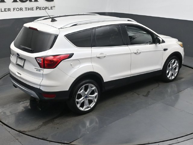 Used 2019 Ford Escape Titanium AWD/4WD image 46