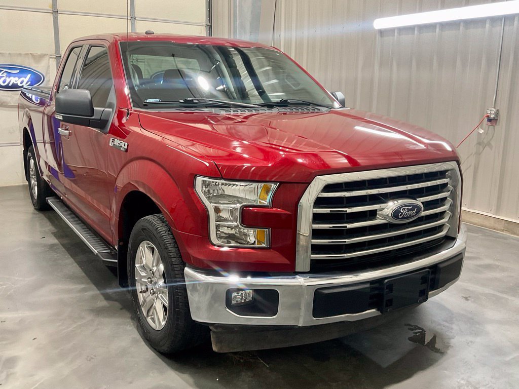 Used 2017 Ford F150 XLT w/ Equipment Group 301A Mid RWD image 2