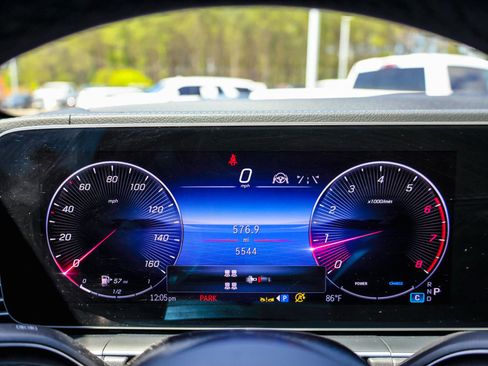 Used 2025 Mercedes-Benz GLS 450 4MATIC image 21