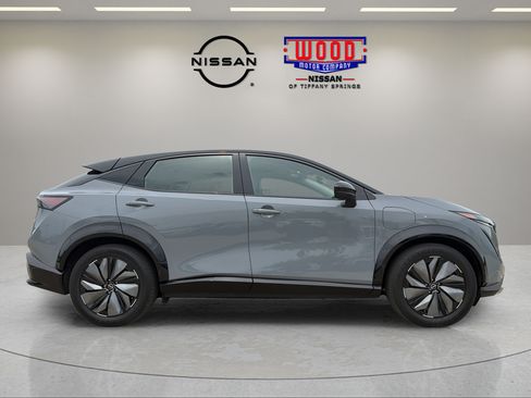 Certified 2024 Nissan Ariya AWD image 2