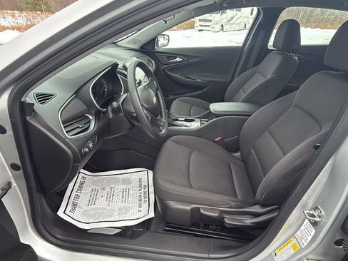 Used 2019 Chevrolet Malibu LS image 24