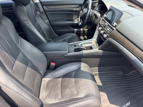 Used 2018 Honda Accord EX-L image 18