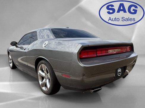 Used 2012 Dodge Challenger R/T Plus RWD image 4