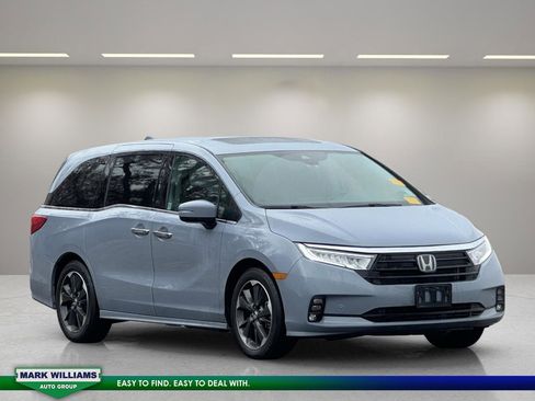 Used 2024 Honda Odyssey Elite image 1