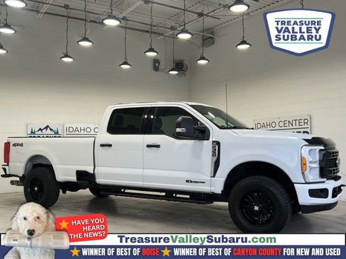 Used 2023 Ford F350 XLT image 1
