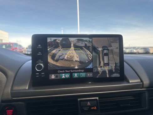 Used 2024 Honda Pilot TrailSport image 63