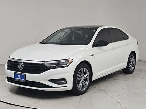 Certified 2020 Volkswagen Jetta R-Line w/ R-Line Cold Weather Package FWD image 1