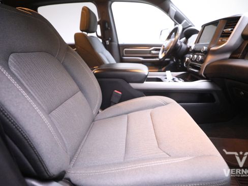 Used 2021 RAM 1500 Big Horn image 11