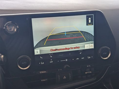 Used 2025 Lexus NX 250 FWD image 22