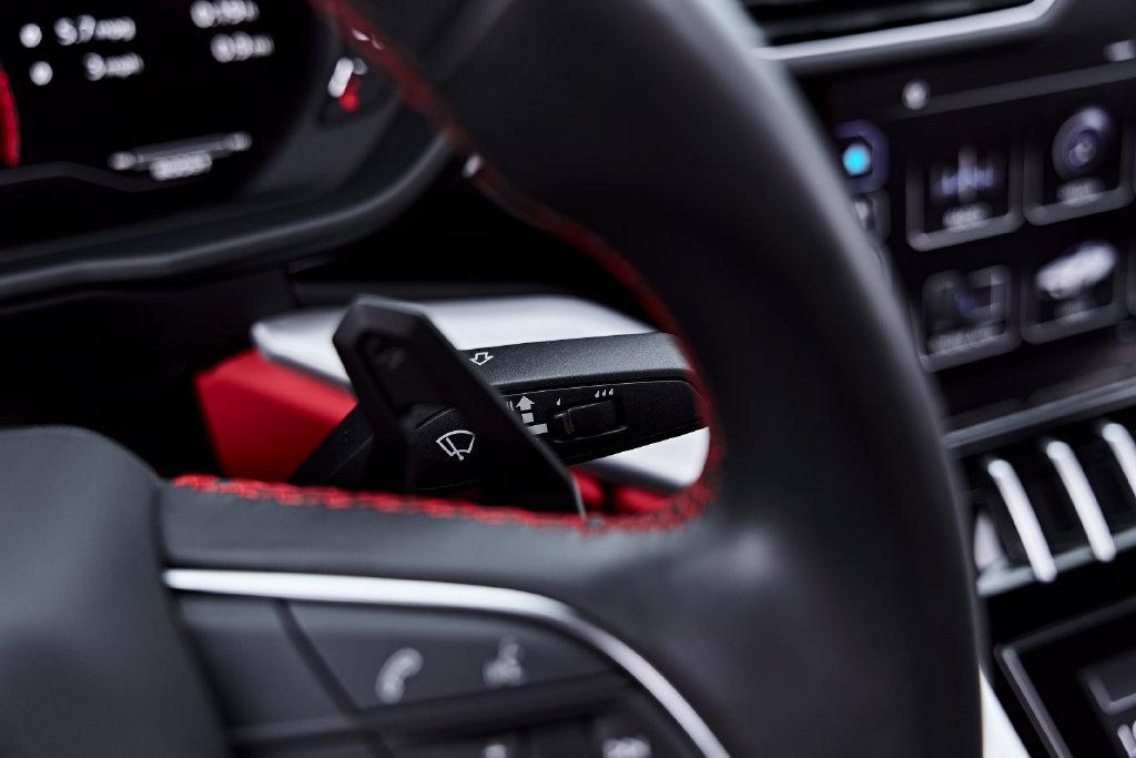 Used 2023 Lamborghini Urus S AWD/4WD image 70