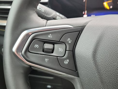 Used 2025 Chevrolet TrailBlazer ACTIV image 9