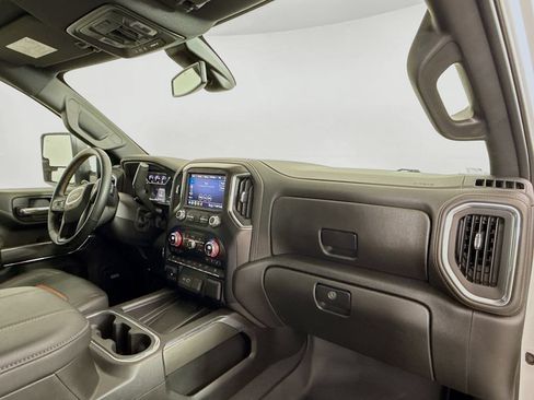 Used 2023 GMC Sierra 2500 AT4 w/ AT4 Preferred Package AWD/4WD image 31