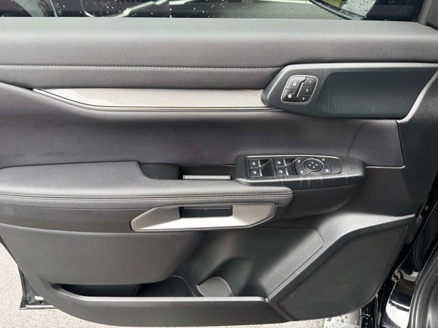 Used 2025 Ford Ranger Lariat AWD/4WD image 8