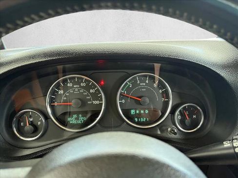 Used 2013 Jeep Wrangler Sport w/ Connectivity Group AWD/4WD image 7